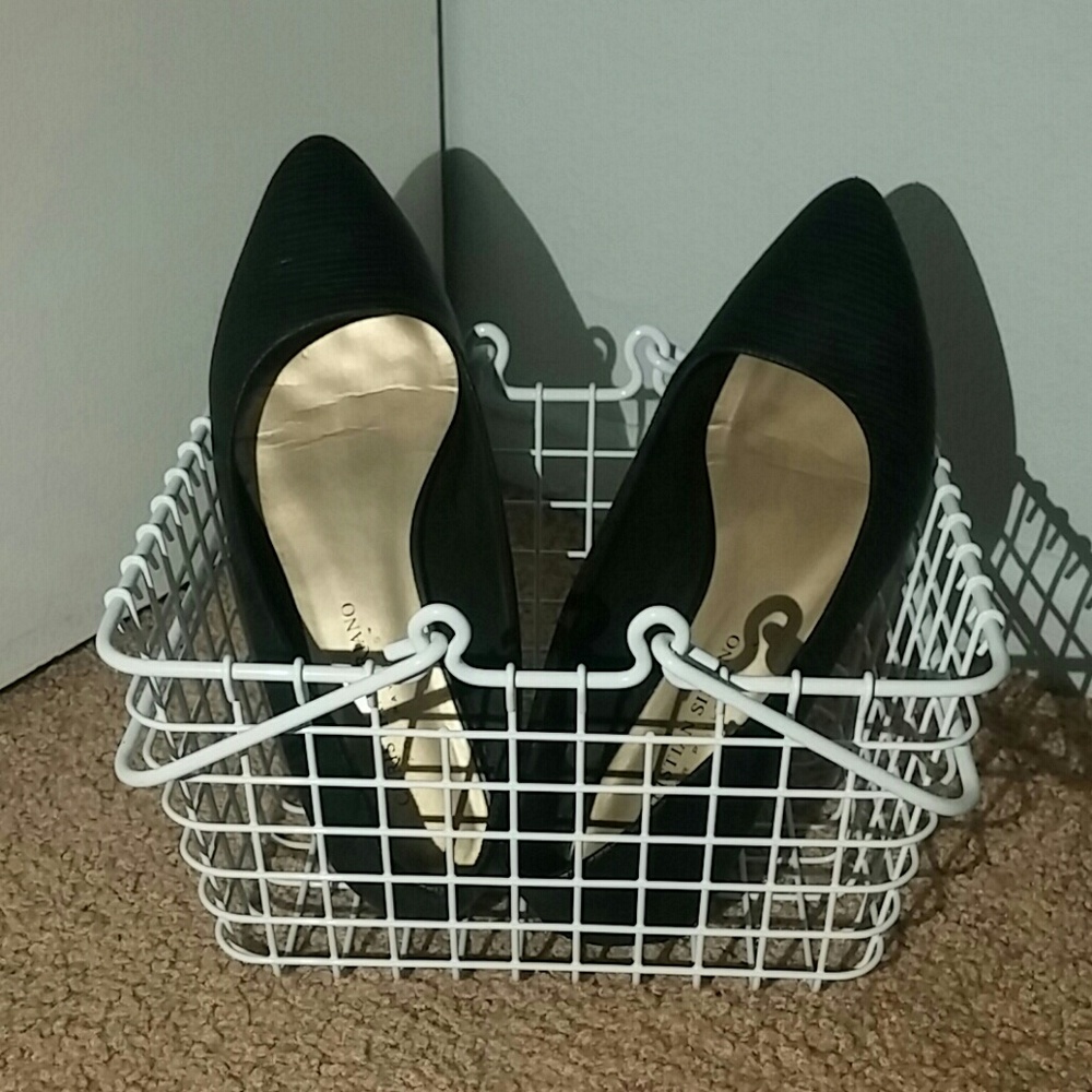Black flats